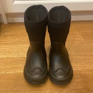 Used kids Bogs Grasp Snow boot - Black size 9